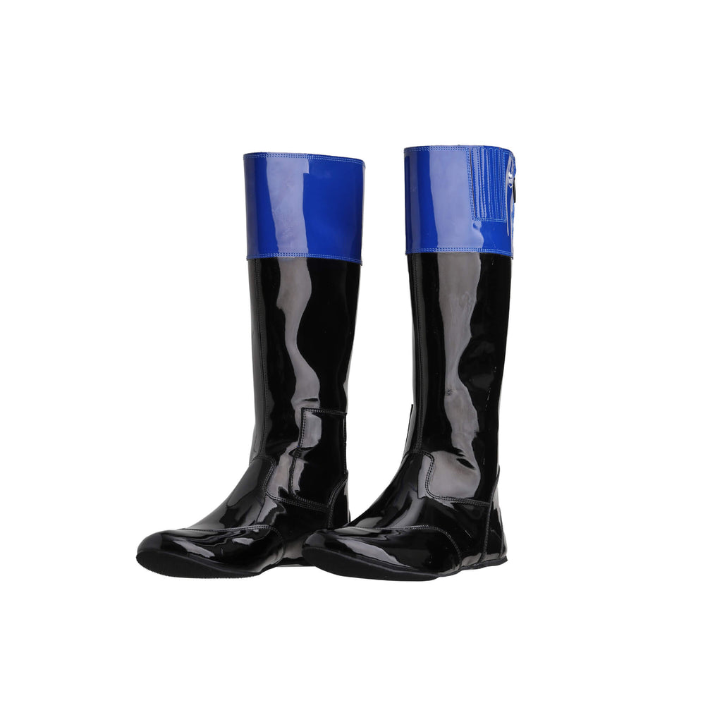 A pair of tall racing boots displayed against a white background. The boots are made of black material with blue patent leather accents around the calf. They feature a back zip and a 1.5-2cm stretch feature around the calf area. Both boots are positioned sole down with the zipper done, angled slightly to one side.